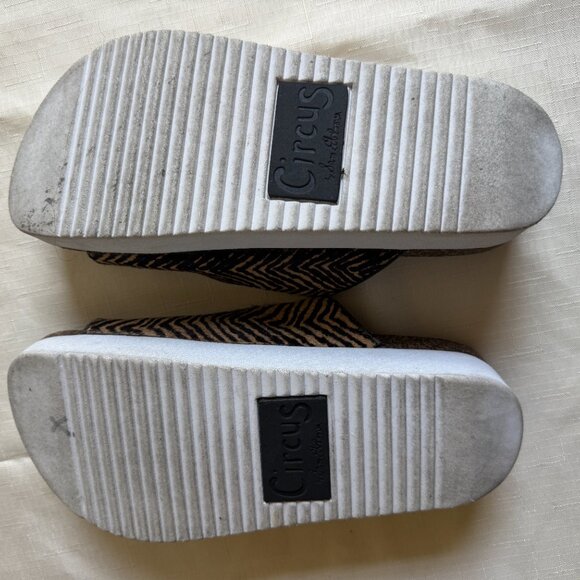 Circus by Sam Edelman Animal Tiger Print Calf Hair Platform Sandals sz 7 - Picture 5 of 9